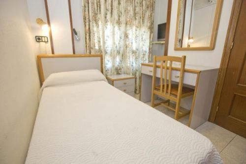 Hostal Lizana 2 Huesca Camera foto